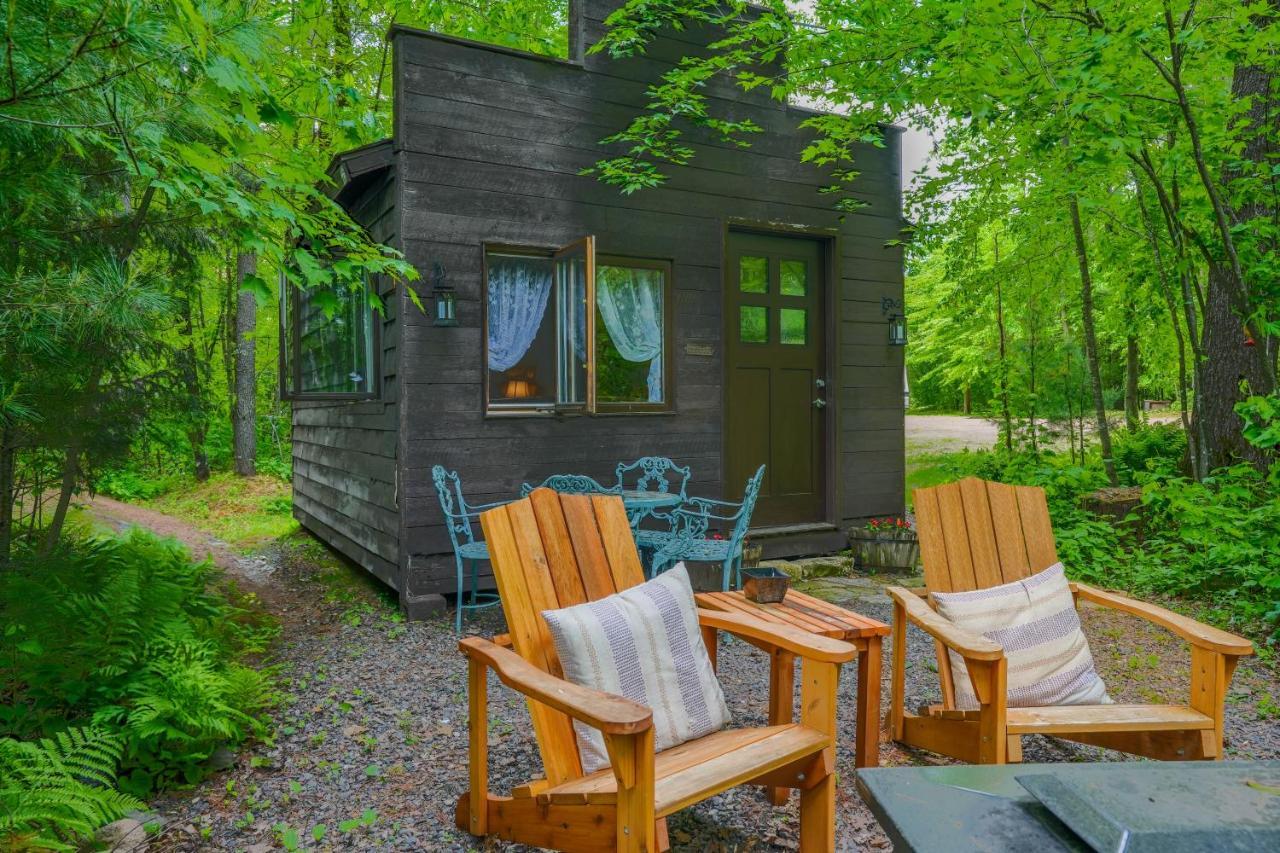 Vintage Wild West Tiny Hotel In The Woods! Pine City Exterior foto